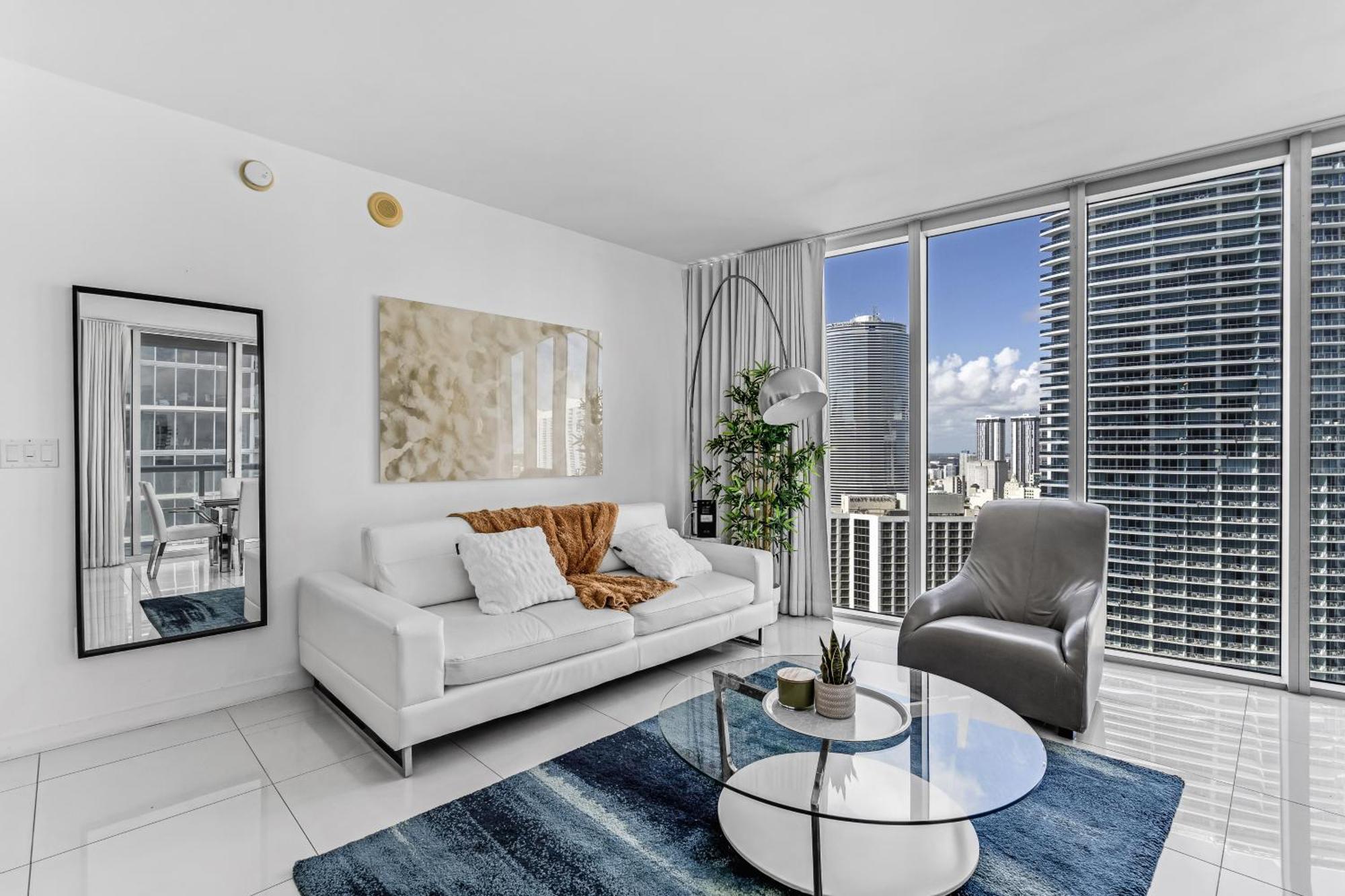 Luxurious Condo At Icon With Views Miami Exterior photo