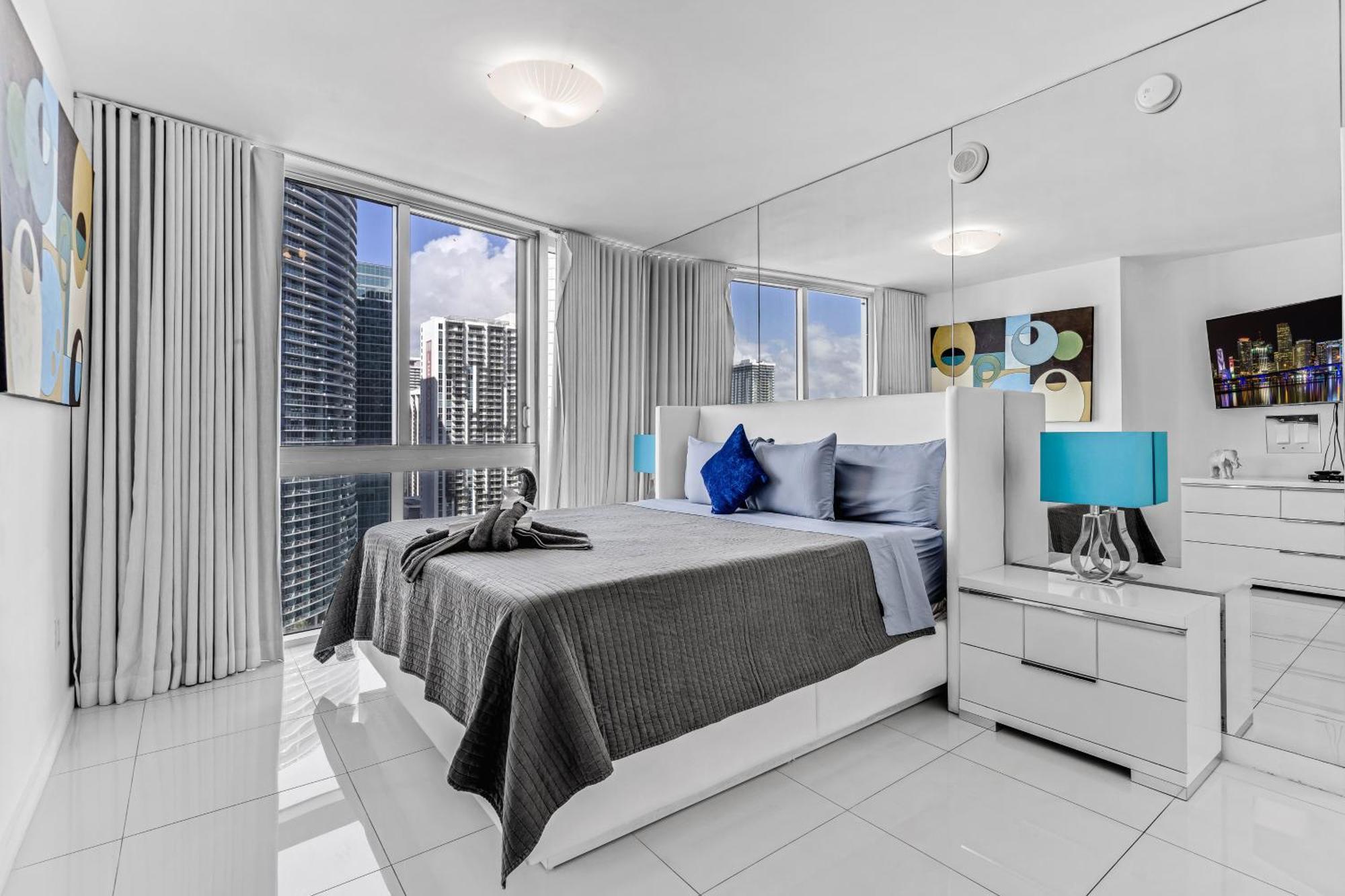 Luxurious Condo At Icon With Views Miami Exterior photo